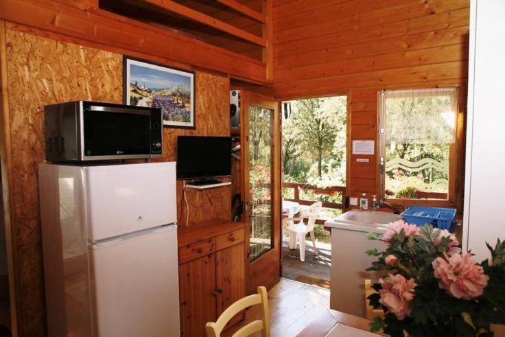 Gites De Plos Appart Chalet Piscine Spa Anduze Quarto foto